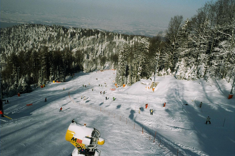 Ograničenja u radu na stazama Crveni i Zeleni spust